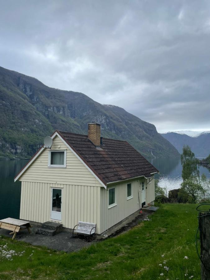 Aurland Feriehus Экстерьер фото